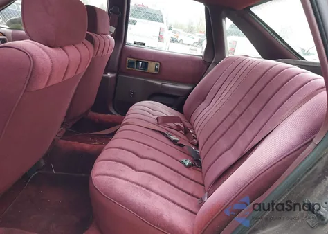 1993 Chevrolet Caprice Classic из США, поврежденный, VIN 1G1BL53E8PR100883